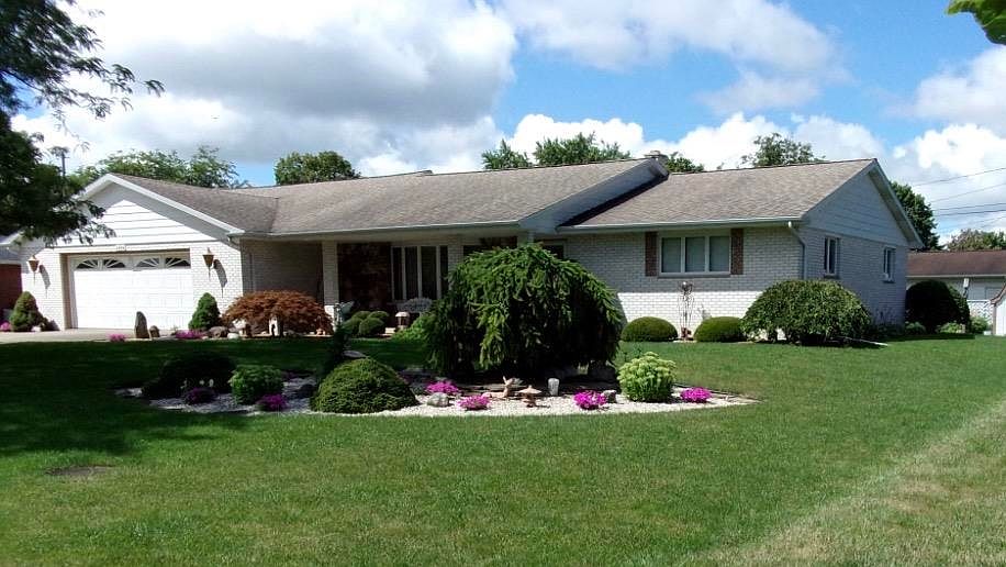 1st image of 4454 E Park Dr