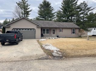 9710 Monroe Rd, Saint Helen, MI 48656
