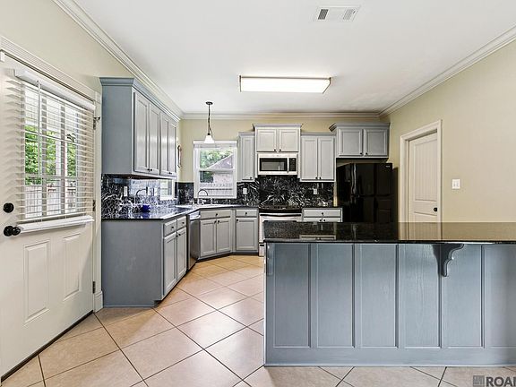 5th image of 6216 Woodbend Dr