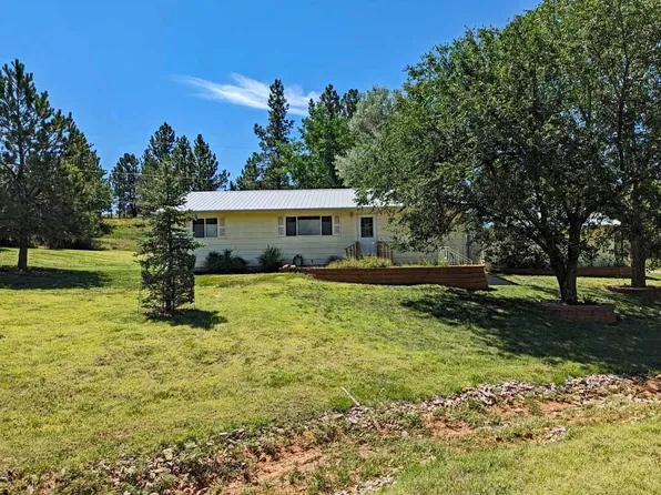 1525 Badger Clark Rd, Hot Springs, SD 57747