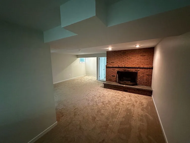 19 Brookhill Ln — Photo 13