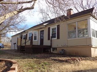 5007 Glenside Dr, Kansas City, MO 64129