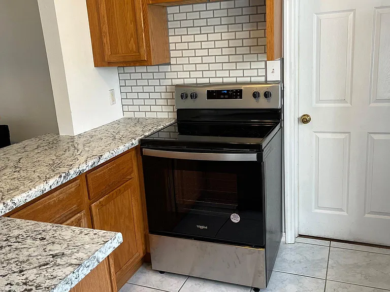 kitchen w pass through and new stove
