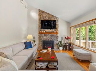 13 Spruce Ln, Syosset, NY 11791