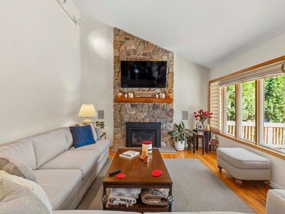 13 Spruce Lane, Syosset, NY, 11791