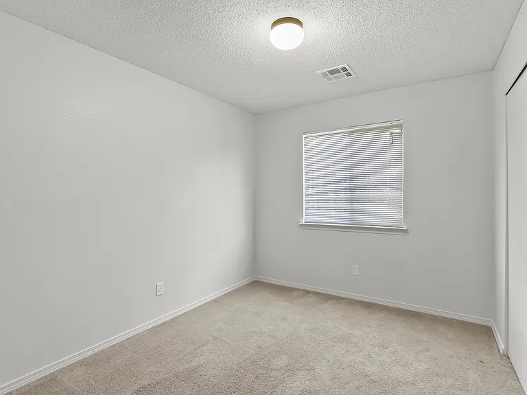 4821 Ramon Vega Ln — Photo 24