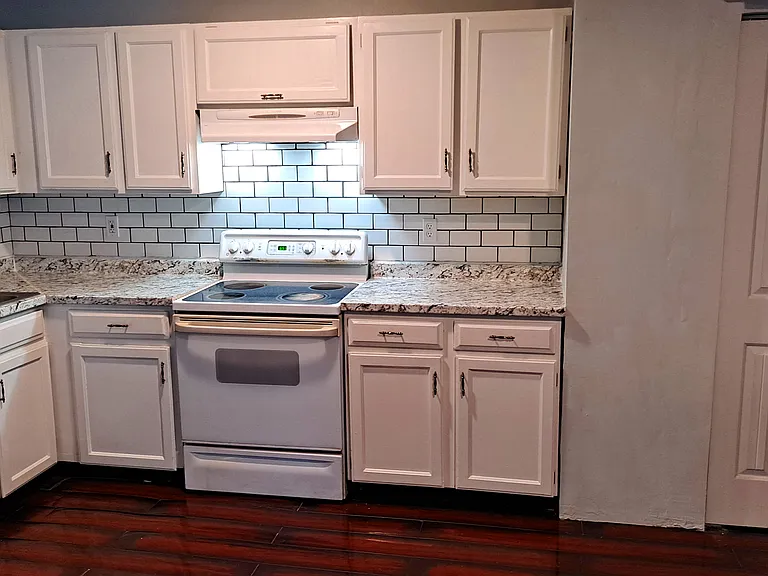 250 S Alcott St — Photo 15