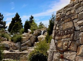 136 Mill Pond Rd, Lake Arrowhead, CA 92352