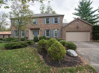 8228 Quaker Ridge Ct, West Chester, OH 45069