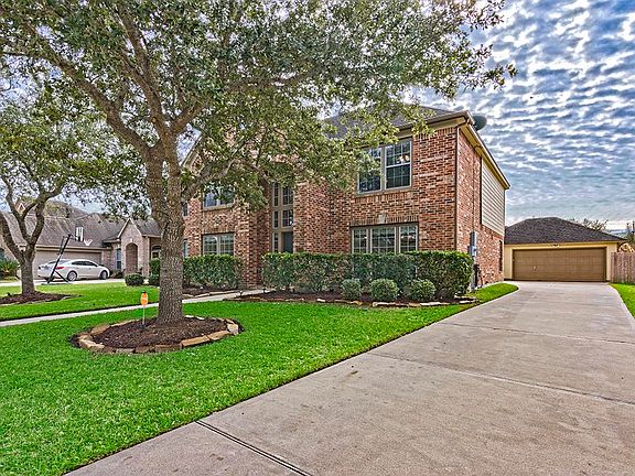 2nd image of 2012 Breezway Bend Ln