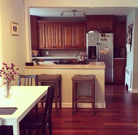 2nd image of 13 Roosevelt Pl