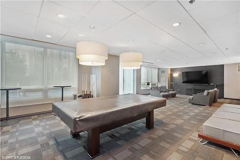 1 bed, 929 sqft, $2,850 — Photo 4