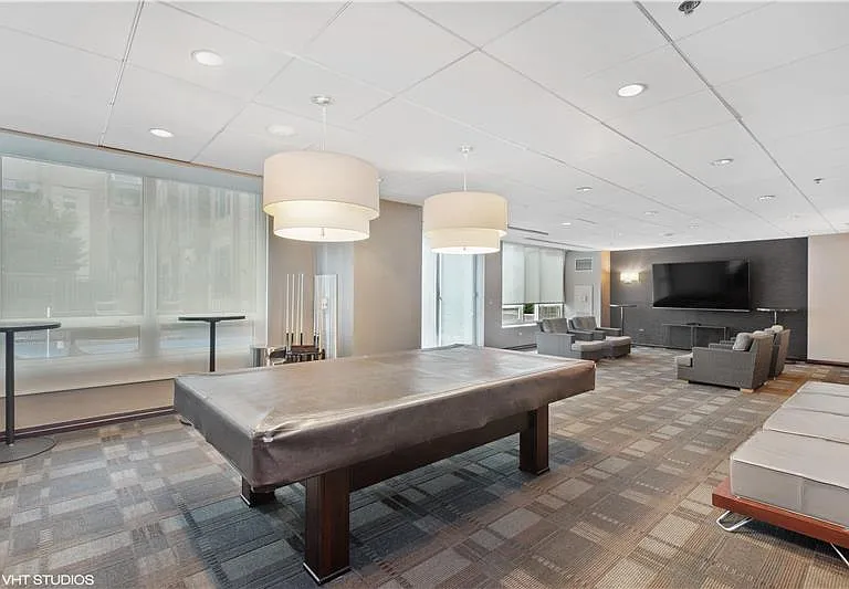 33 W Ontario St #31E — Photo 4