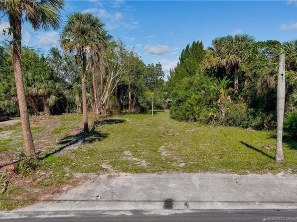 413 SE Church St, Stuart, FL 34994