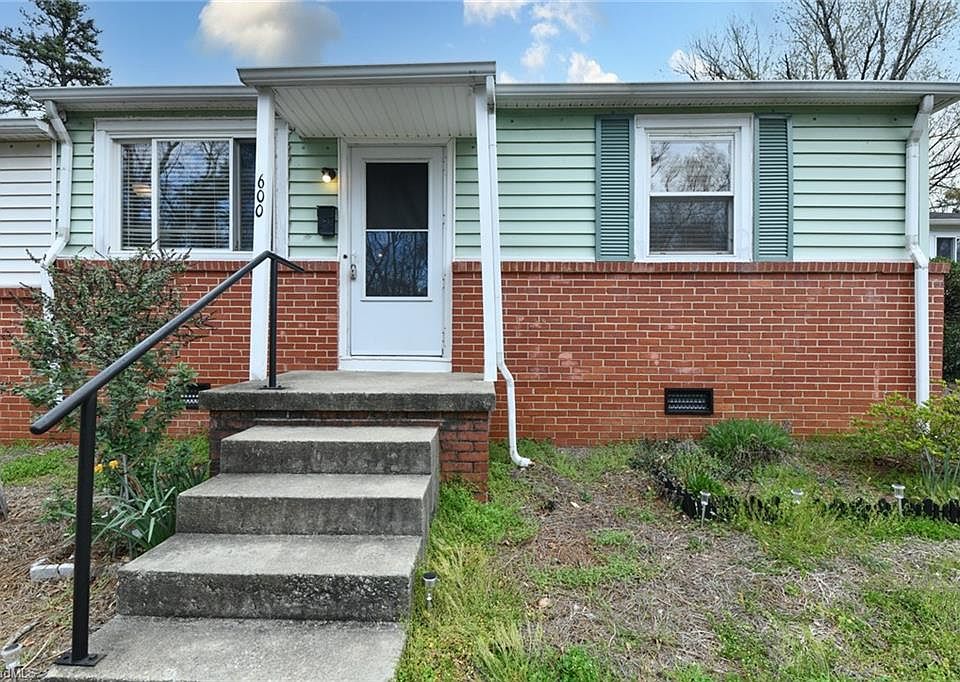 1st image of 600 N Tremont Dr