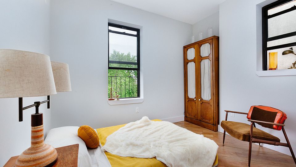 1st image of 677 Vanderbilt Ave #D1