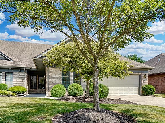 2nd image of 7110 Salem Crossing Pl