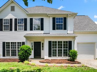 10933 Kempsford Dr, Charlotte, NC 28262