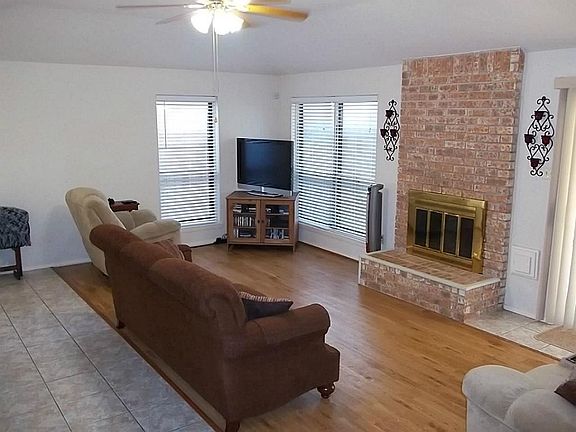 4th image of 10826 Mesquite Dr