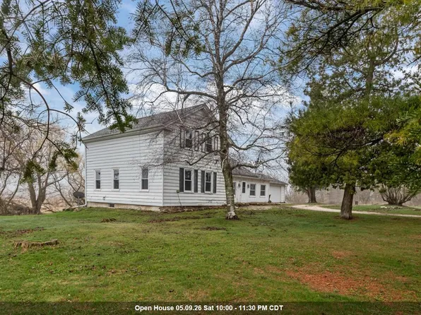 W907 Foundry Rd, New Holstein, WI 53061