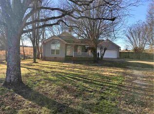 14305 Davis Rd, Athens, AL 35611