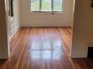 23 Desmond Rd FLOOR 2, Malden, MA 02148