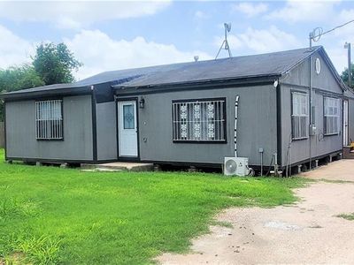 13909 4th St, Hargill, TX, 78549