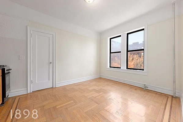 Rented by A&E Real Estate Management | media 8