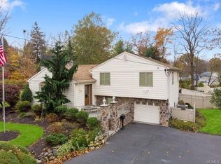 3 Doscher Ave, West Nyack, NY 10994