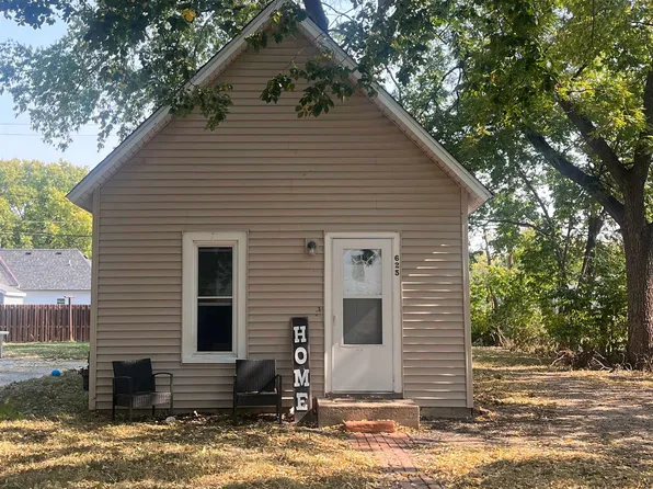 625 S Denver Ave, Hastings, NE 68901