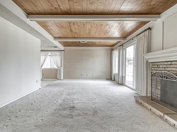 5th image of 4055 Oro St