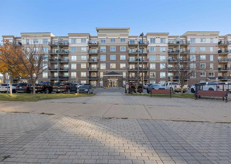 1st image of 136A N Sandpiper Rd #409