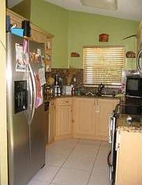 5th image of 426 Lakeside Cir