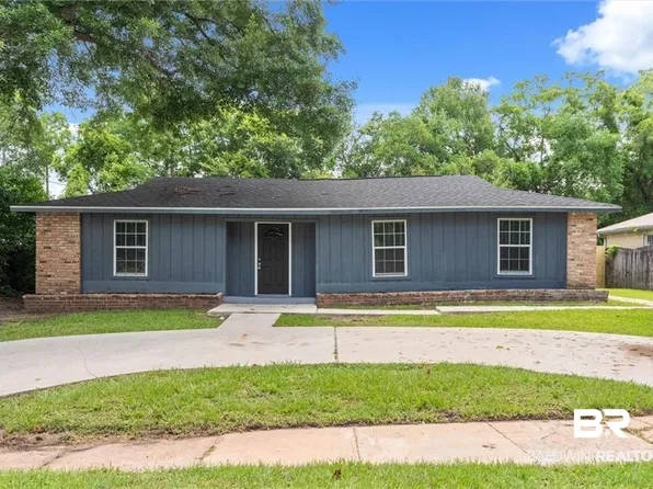 507 Heritage Dr E, Mobile, AL 36609