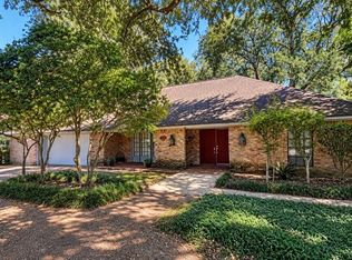 810 W Lucas Dr, Beaumont, TX 77706