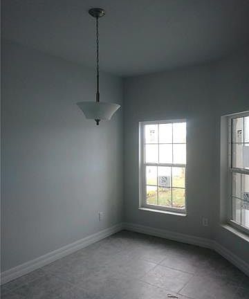 5th image of 4407 SW 8th Pl