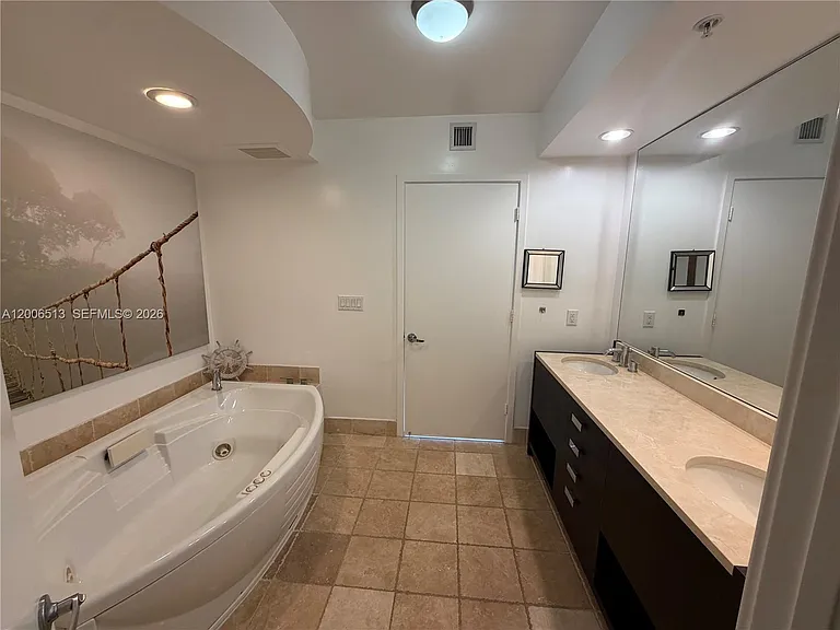 18201 Collins Ave #5105 — Photo 20