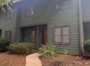 4117 The Oaks Dr, Raleigh, NC 27606