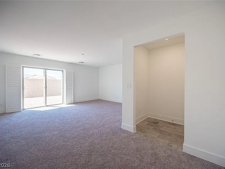5845 Marigold Sunset Ct — Photo 11