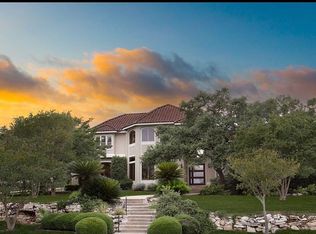 8 Champions Way, San Antonio, TX 78258