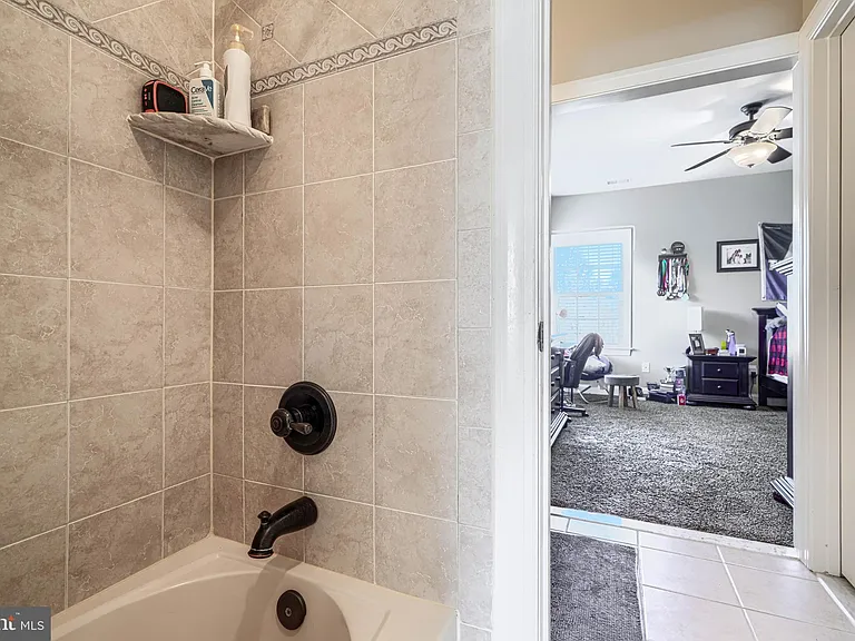 1319 Martin Meadows Dr — Photo 68