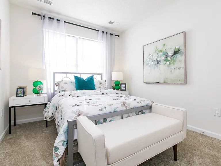 Mission Place Apartments — Photo 13
