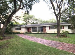 6042 SW 85th Ave, Miami, FL 33143