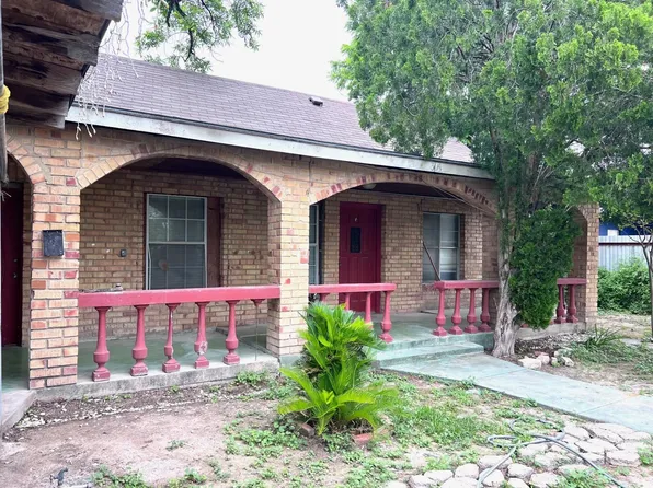 305 W 2nd St, Del Rio, TX 78840