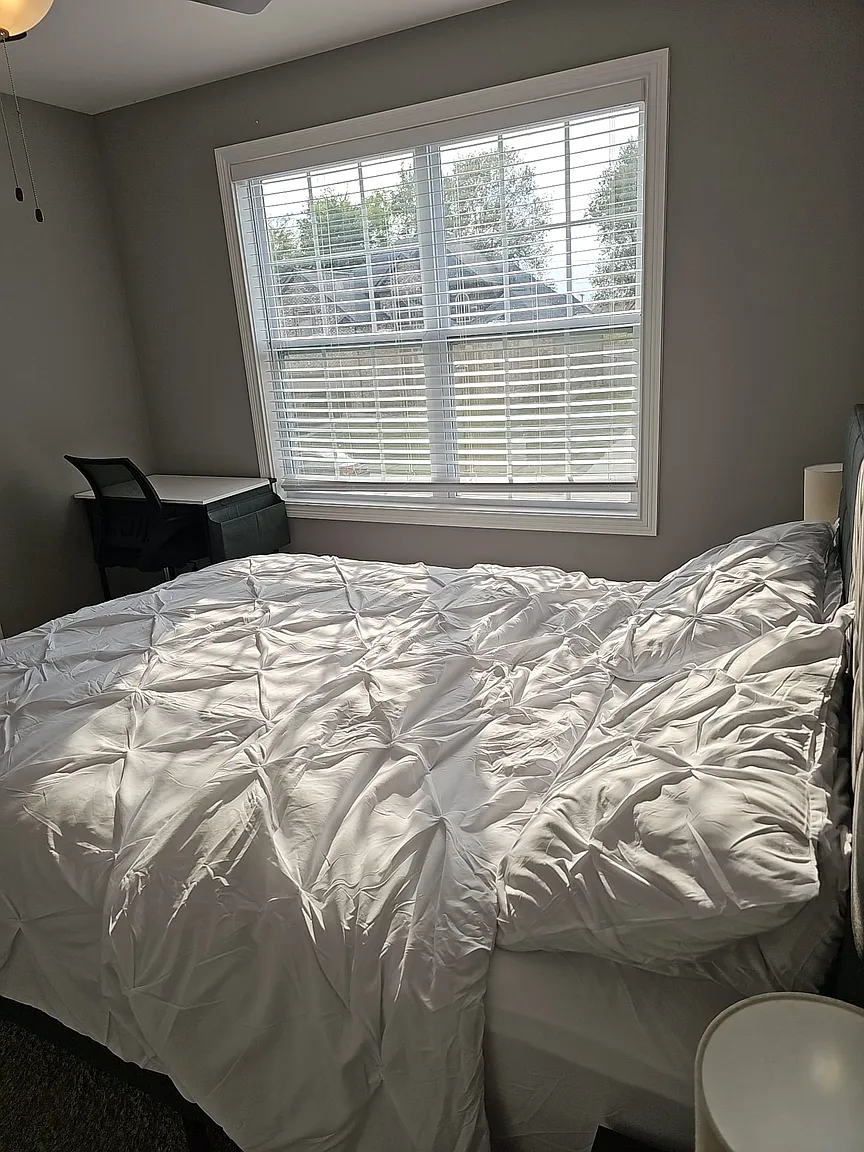 1029 Harrison Way photo 1