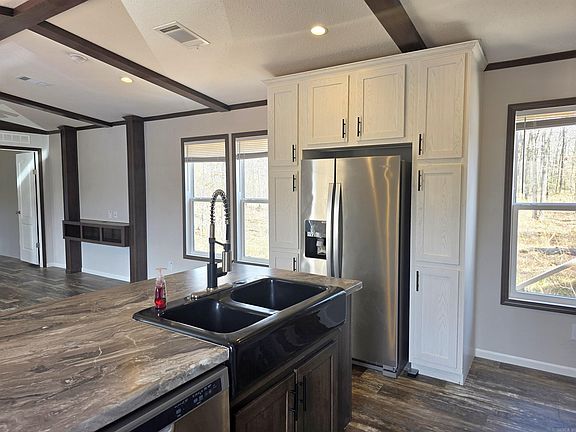 3rd image of 160 Polk Rd #721