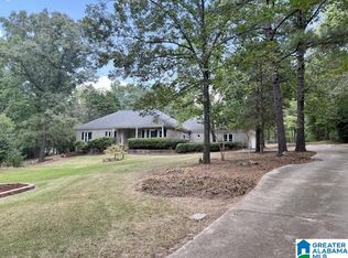 128 Chestnut Ln, Helena, AL 35080