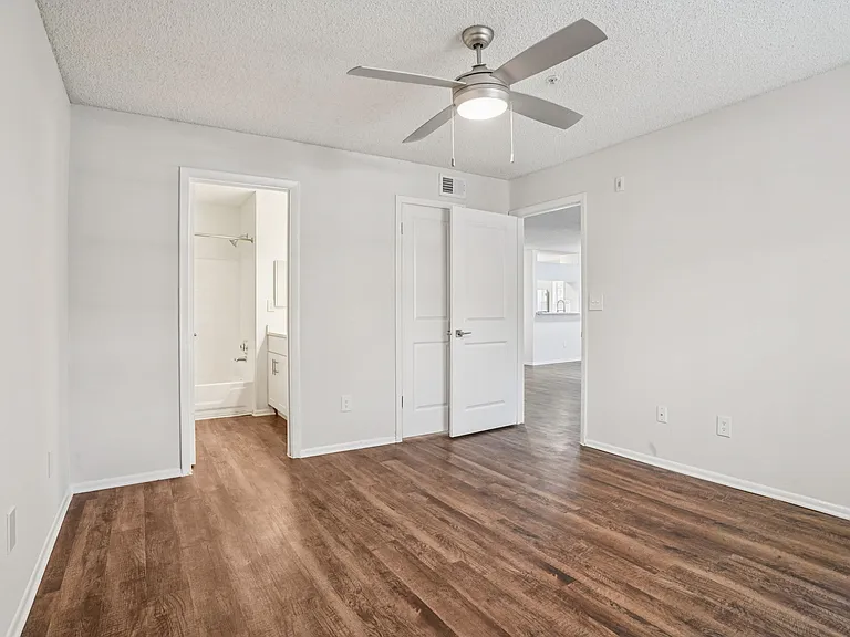 Newport Colony Apartments in Casselberry — Photo 28