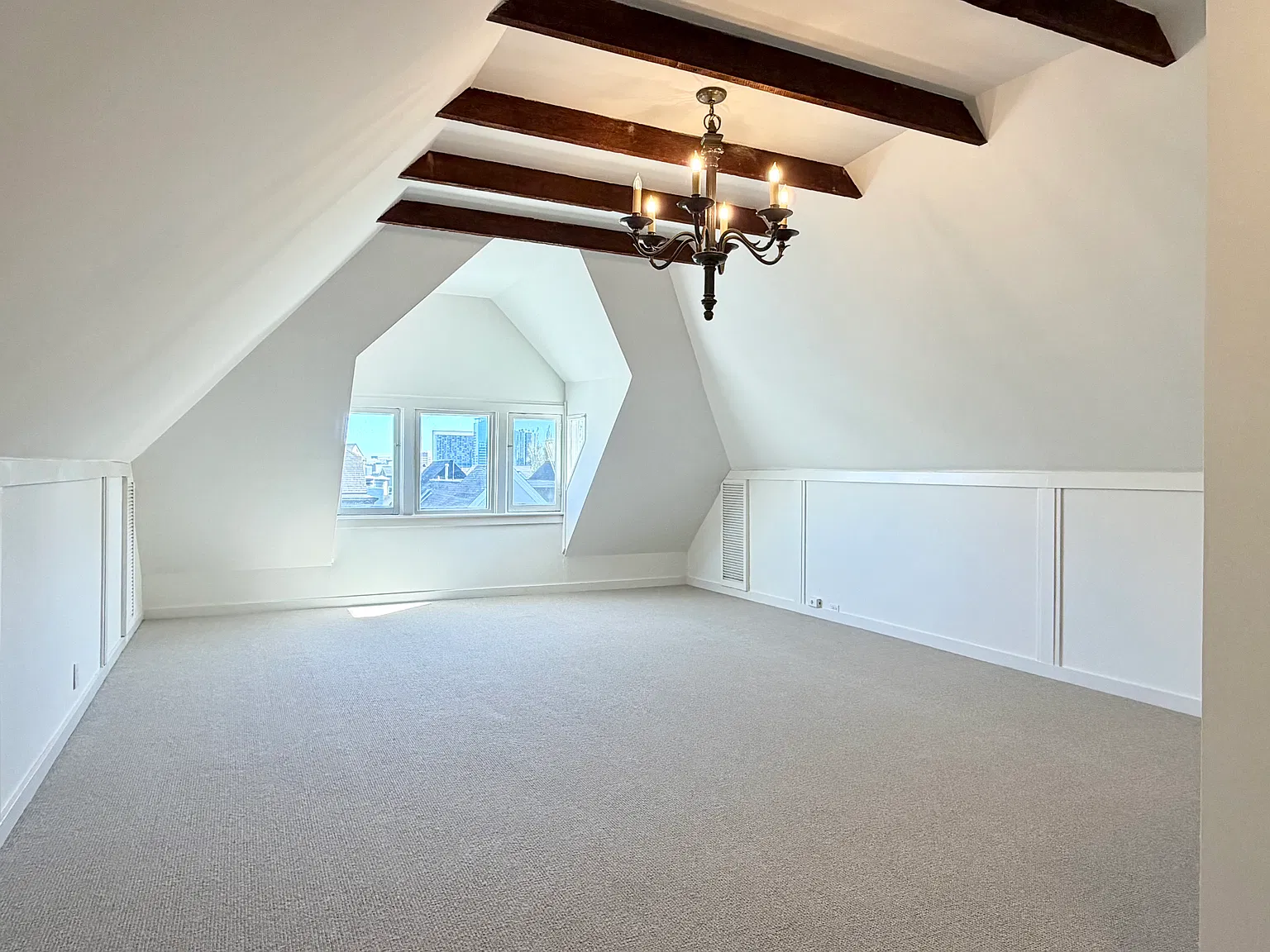 2 bed, $4,850 — Photo 3
