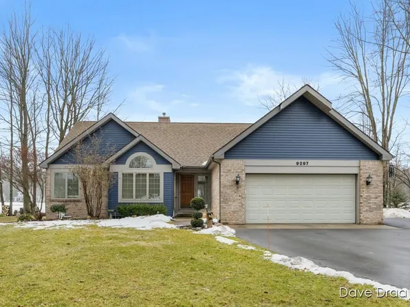 9297 Elmwood Ct, Stanwood, MI 49346